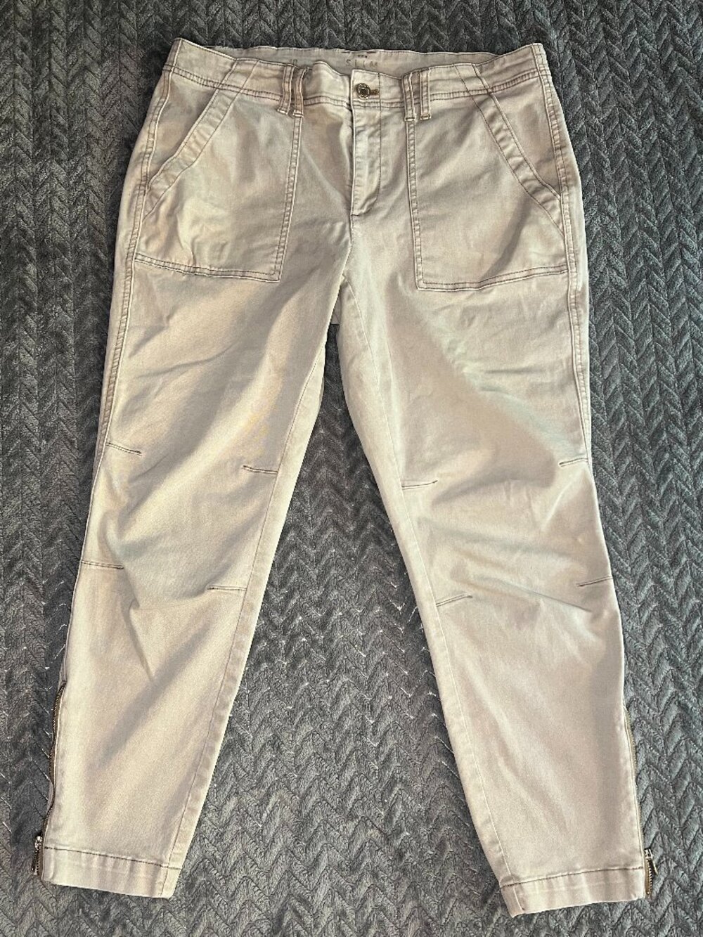 White House Black Market The Slim Ankle Zip Cropped Pants Womens Size 10